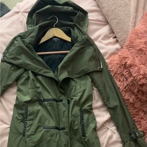 Women’s xs Mackage rain jacket